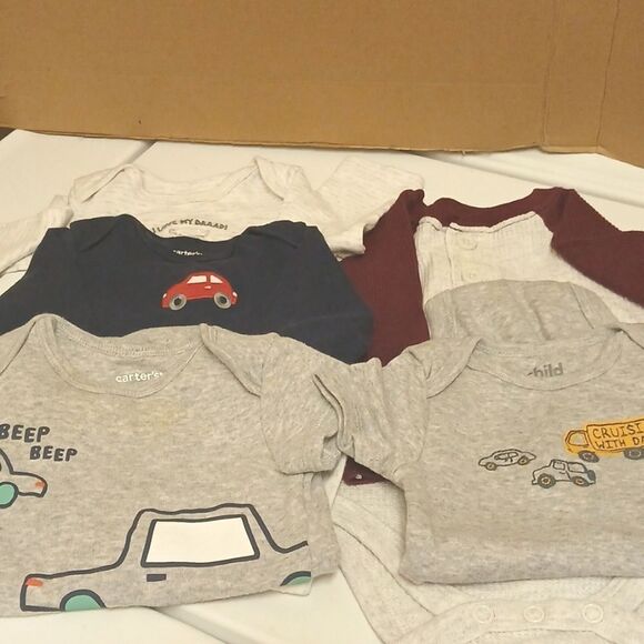 Child of Mine, Garanimals and Carter's Boys Bundle of 5 Onesies. See description - Picture 1 of 5